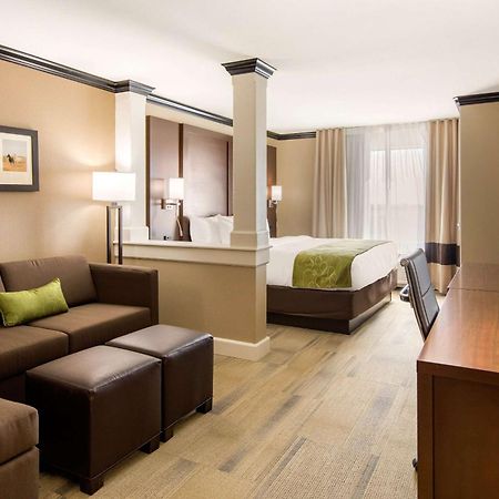 Comfort Suites Liberal Exteriér fotografie