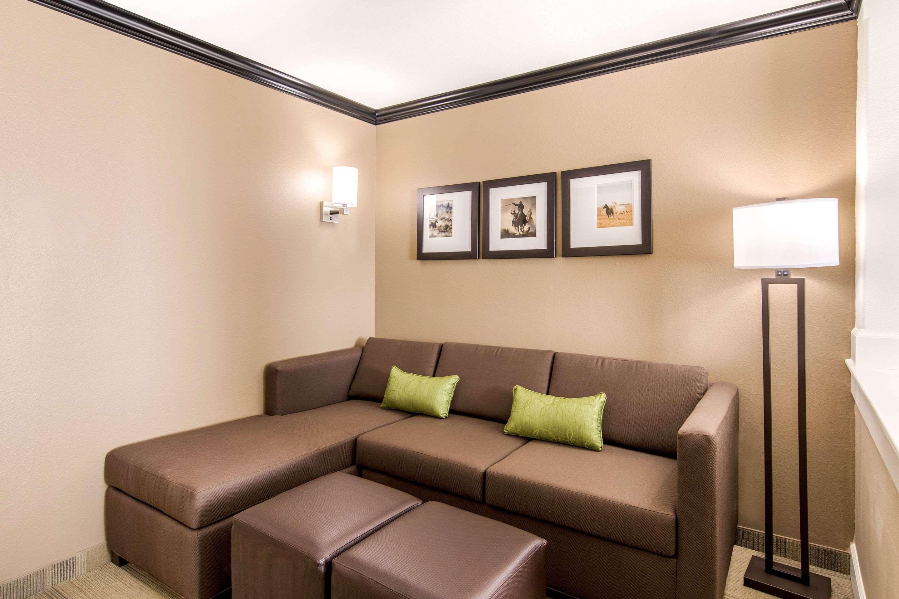 Comfort Suites Liberal Exteriér fotografie