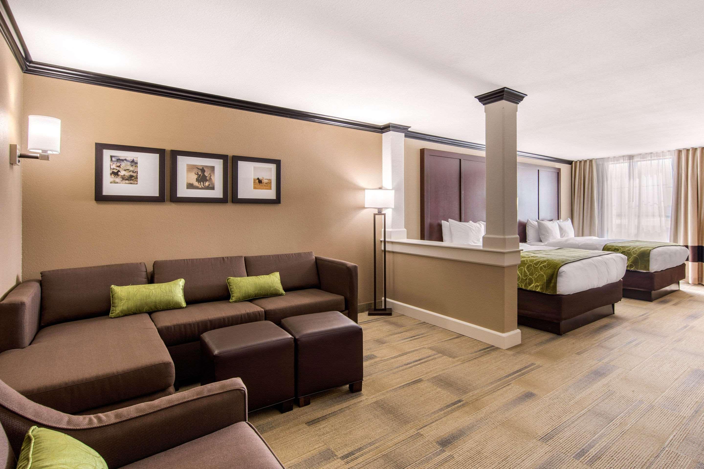 Comfort Suites Liberal Exteriér fotografie