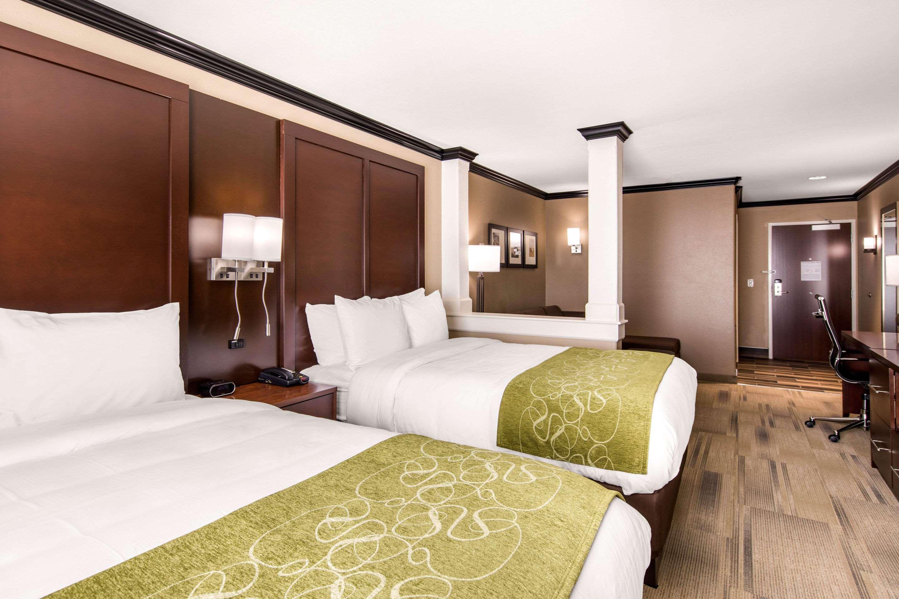 Comfort Suites Liberal Exteriér fotografie